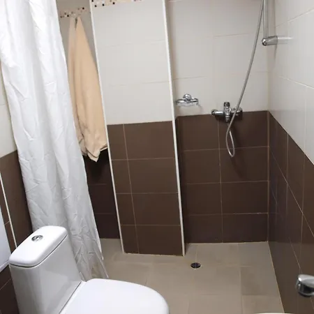 Hotel Paralax 2*