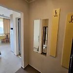 Paralax Várna