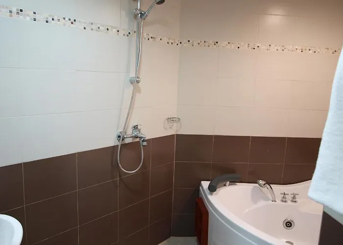 паралакс Хотел